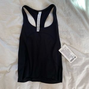 Brand new lululemon crop tank top